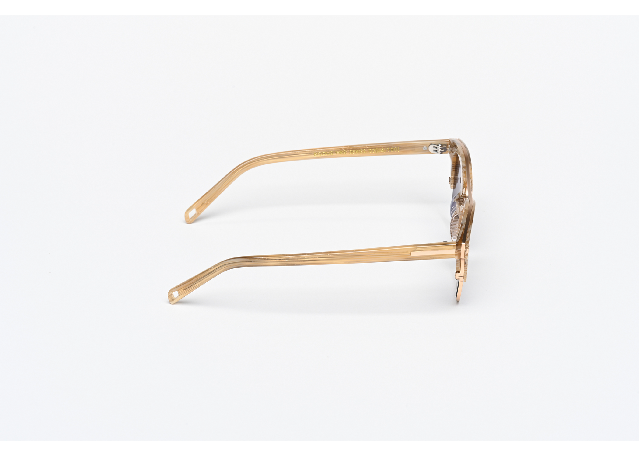 The Blondes in Half Rim Square